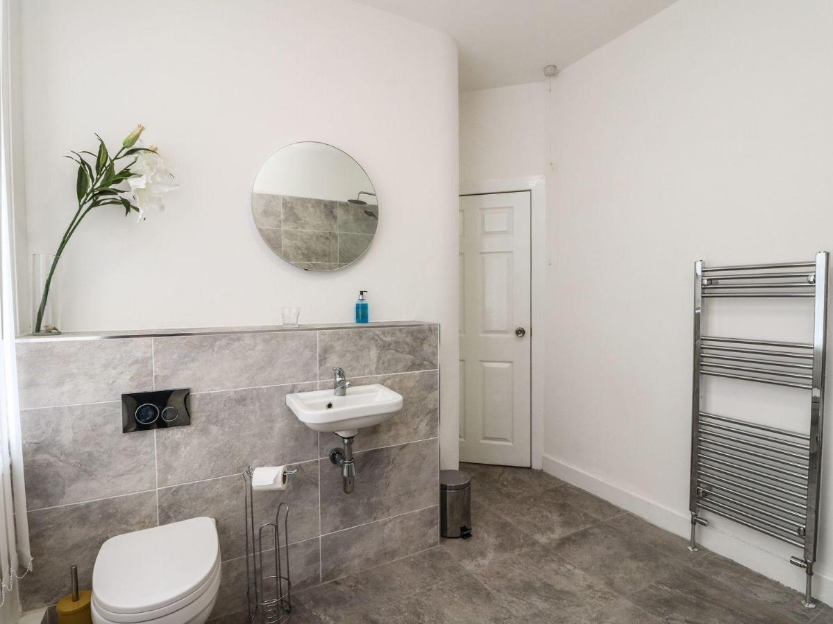 Annielea Is A Cosy 3 Bed Cottage In הלנסבורג מראה חיצוני תמונה
